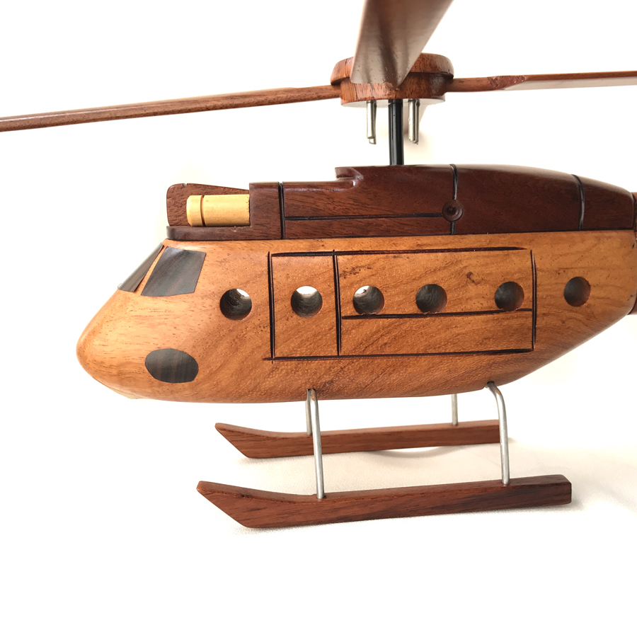 Mô hình máy bay gỗ trực thăng Mil Mi 8