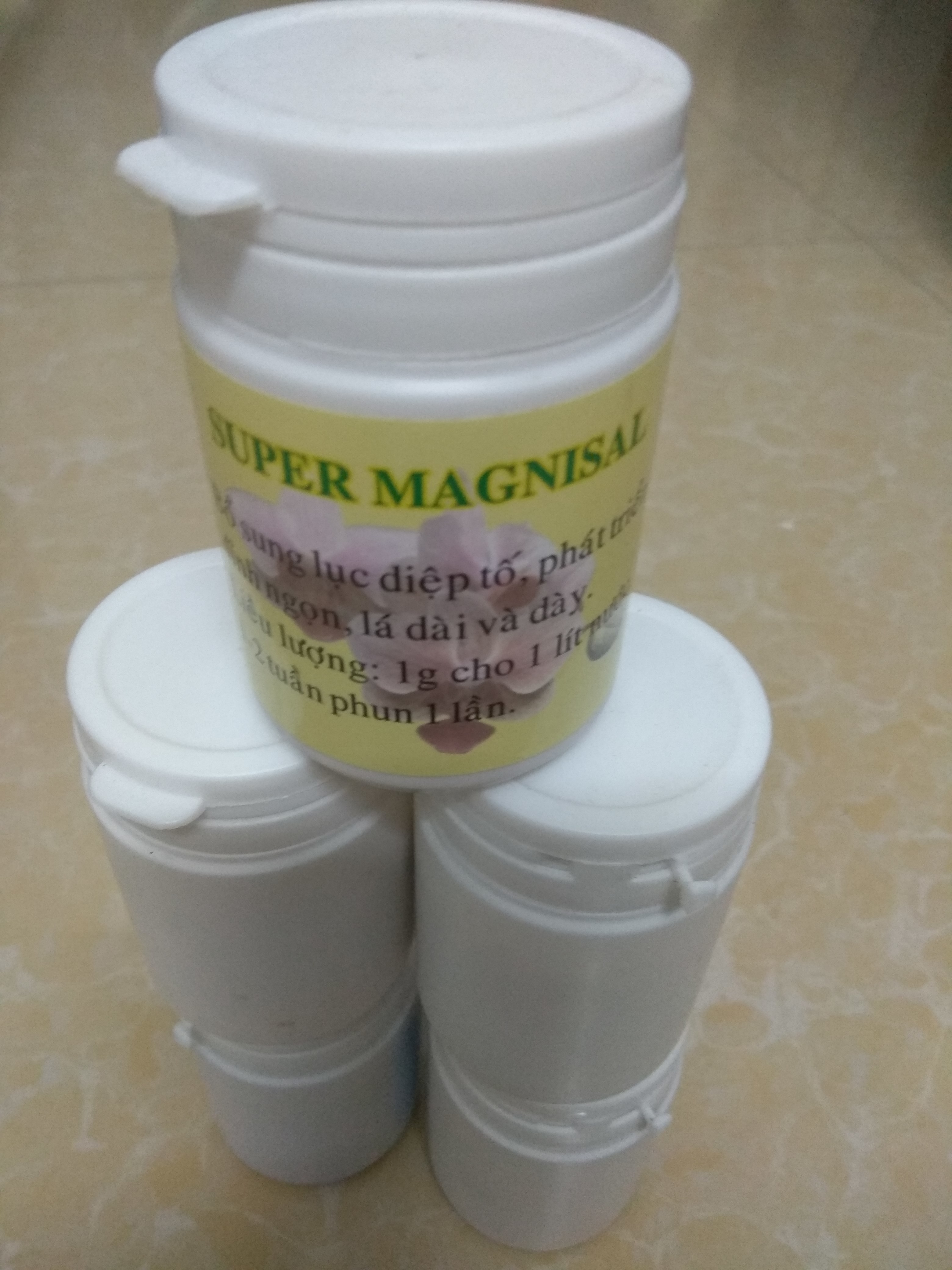 Phân bón lá Super magnisal bổ sung diệp lục tố - 100 g